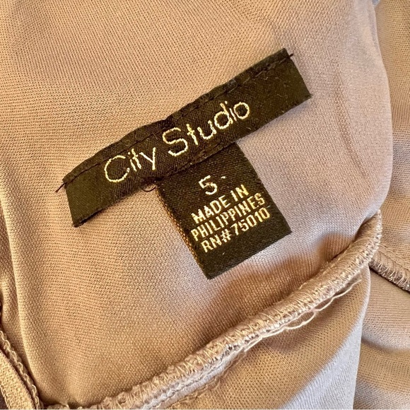 City Studio Juniors Gray Sparkle Spaghetti Strap Fit and Flare Dress Sz 5 - Picture 9 of 13